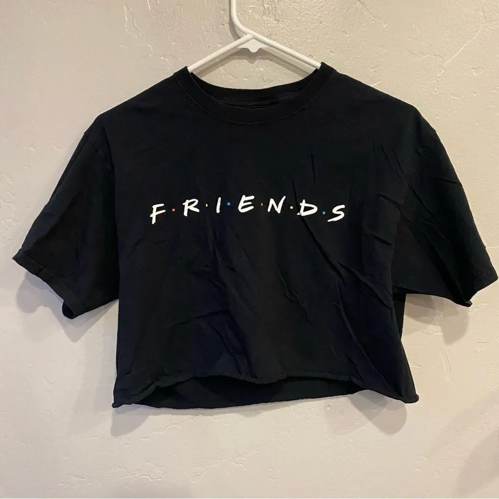 Friends The TV Series Raw Hem Short Sleeve Crop Tee Black Size Medium - Picture 2 of 5